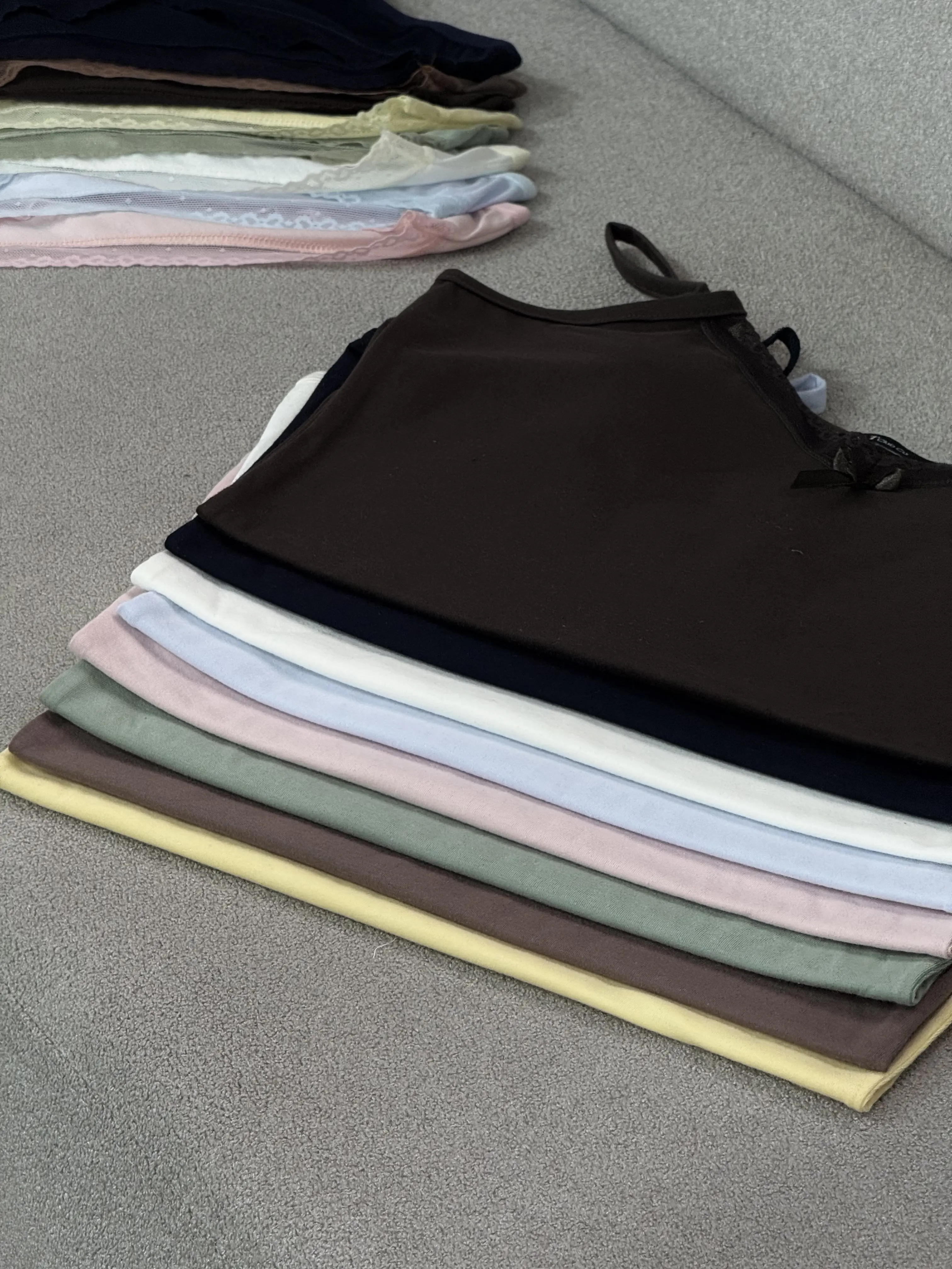 ست تاپ و شورتک زنانه الینا